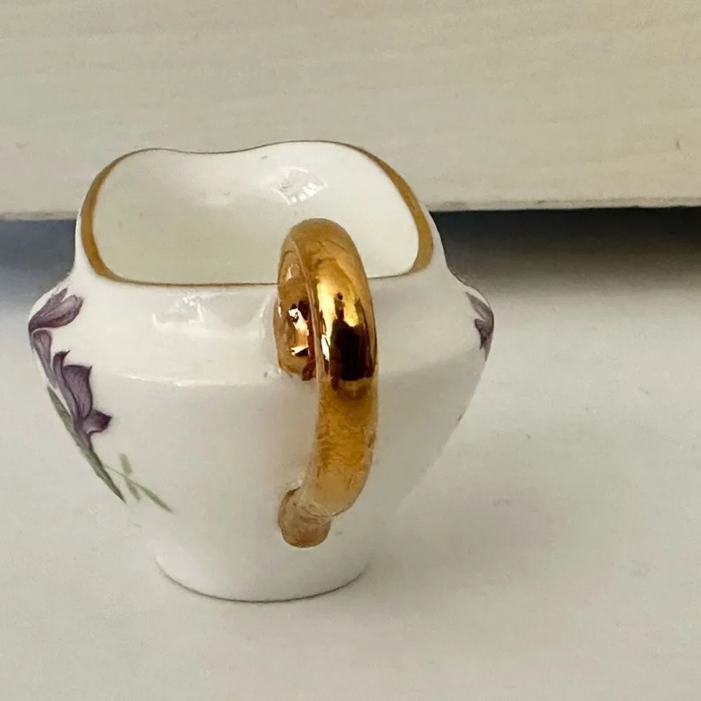 Maruri Masterpiece mini vintage creamer